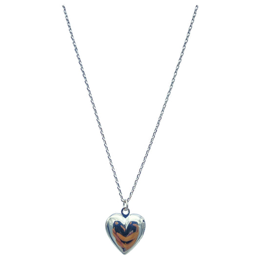 SHAPELY HEART NECKLACE